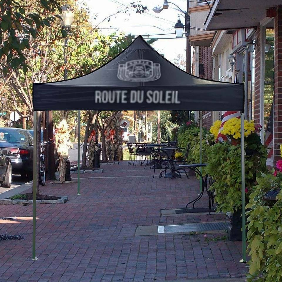 FEAMONT Luxury Folding Rectangular Tent, Suitable for Stargazing Camping Experience on Mud/sand/stone Ground