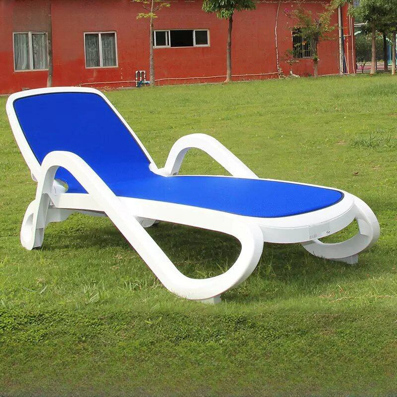 Modern Lightweight Lounge Chair with Moon Style Design Durable Fabric Material for Outdoor Leisure for Beach Pool Camping