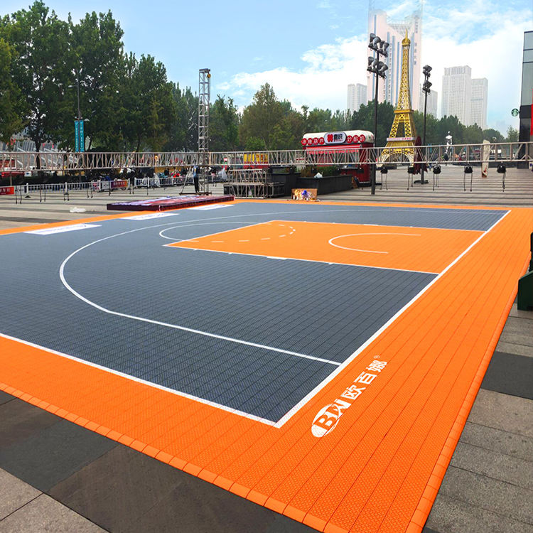 2025 Beautiful Anti-slide Hot Sale 20x25 Feet Basketball Court Floor 304.8mmx304.8mm with Customizable logo