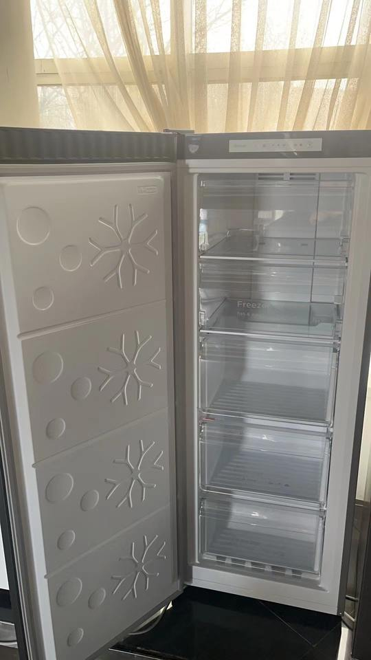 Upright Freezer Fridge and Refrigerator for Home
