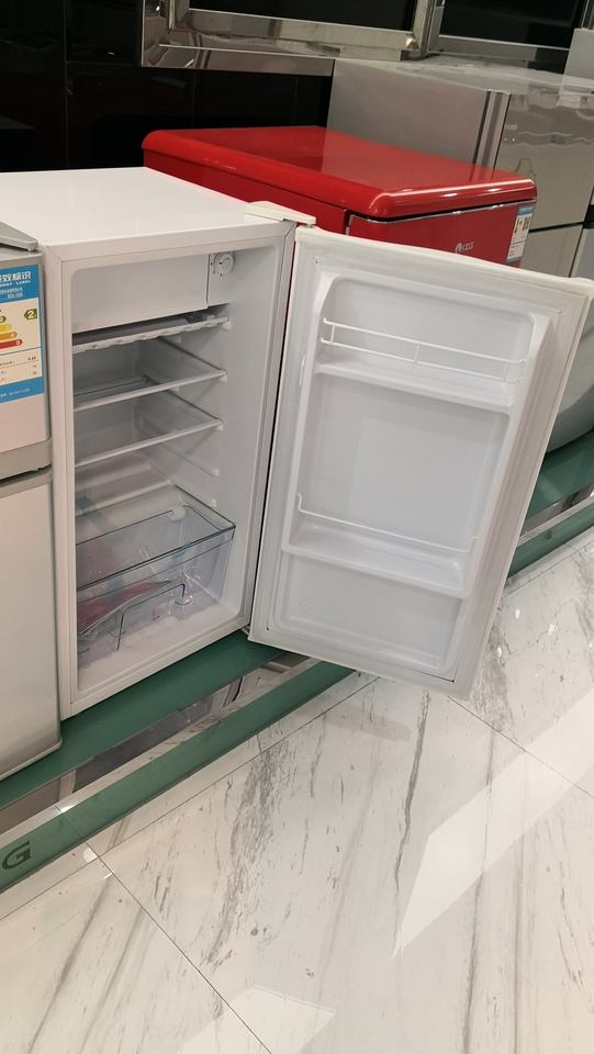 HANDIAN Company Hotel and Home Use Single Door Fridge 50L With Freezer Box