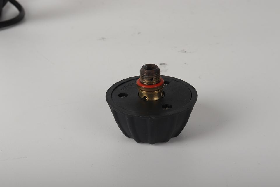 1000W High Temperature 350ML Capacity 3Bar Steam Pressure Handheld Steam Cleaner for Car Household Hotel Use