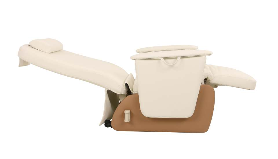 Advanced Medical Hemodialysis Chair for Hospitals Ergonomic Design Easy to Clean Surface & Safety Lock