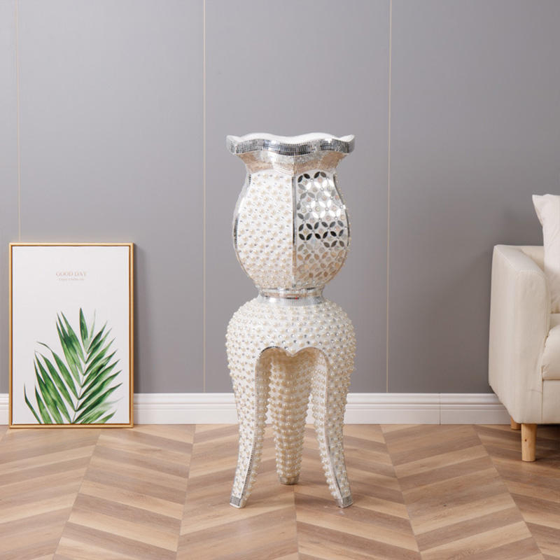 Home Decor European Electroplated FRP Large Diamonds Vase for Living Room Decoration Luxury Art Resin Craft Gift