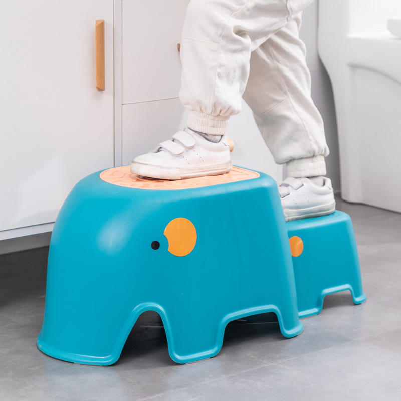 Children's Cartoon Pattern Plastic Hand-Washing and Face-Washing Double-Layer Step Stool Footrest Combination