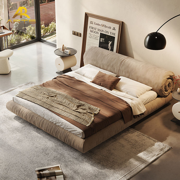 Factory Price Modern Italian Fabric Technology Cloth Double Bed Luxury Queen Bed Frame Soft Frame Master king Size Bed
