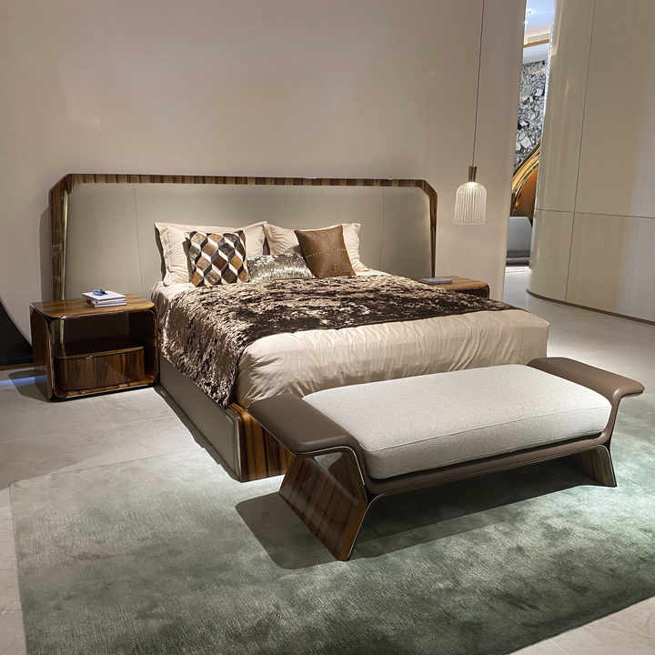 Bentley Italian-style Luxury Master Bedroom Leather Bed. High-end Mansion Villa Duplex. Solid Wood Wedding Bed Double Bed.