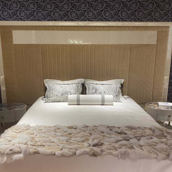 Luxury-modern Living Room Bed, Large Plank Bed, Custom-made in High-end Nordic Style