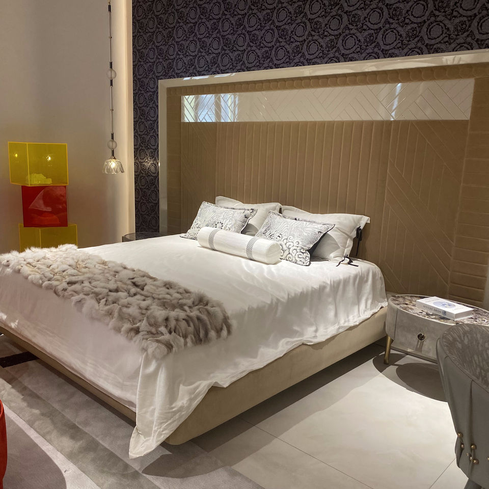 Luxury-modern Living Room Bed, Large Plank Bed, Custom-made in High-end Nordic Style