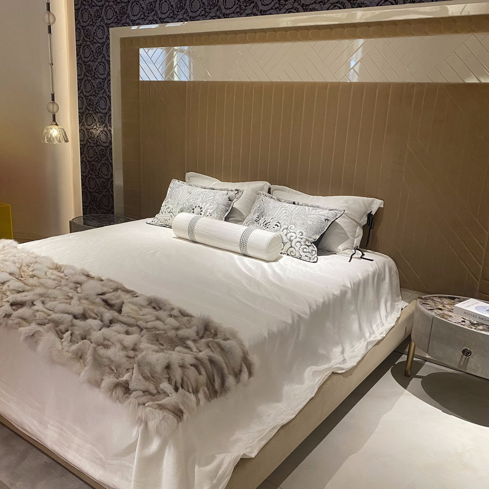 Luxury-modern Living Room Bed, Large Plank Bed, Custom-made in High-end Nordic Style