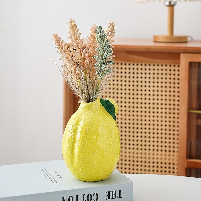 European Green Carambola Ceramic Vase Creative Hydroponic Flower Arrangement for Living Room Entrance Table Decoration Simple