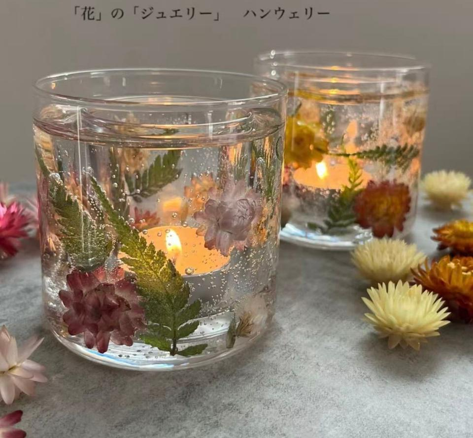Custom Wholesale Bulk Order Dry Flowers /Plant Gel Wax Scented Candle For Wedding / Party / Girl /Women