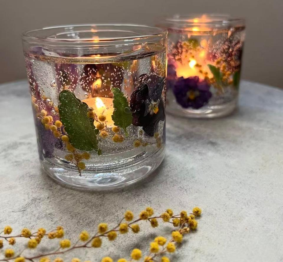 Custom Wholesale Bulk Order Dry Flowers /Plant Gel Wax Scented Candle For Wedding / Party / Girl /Women