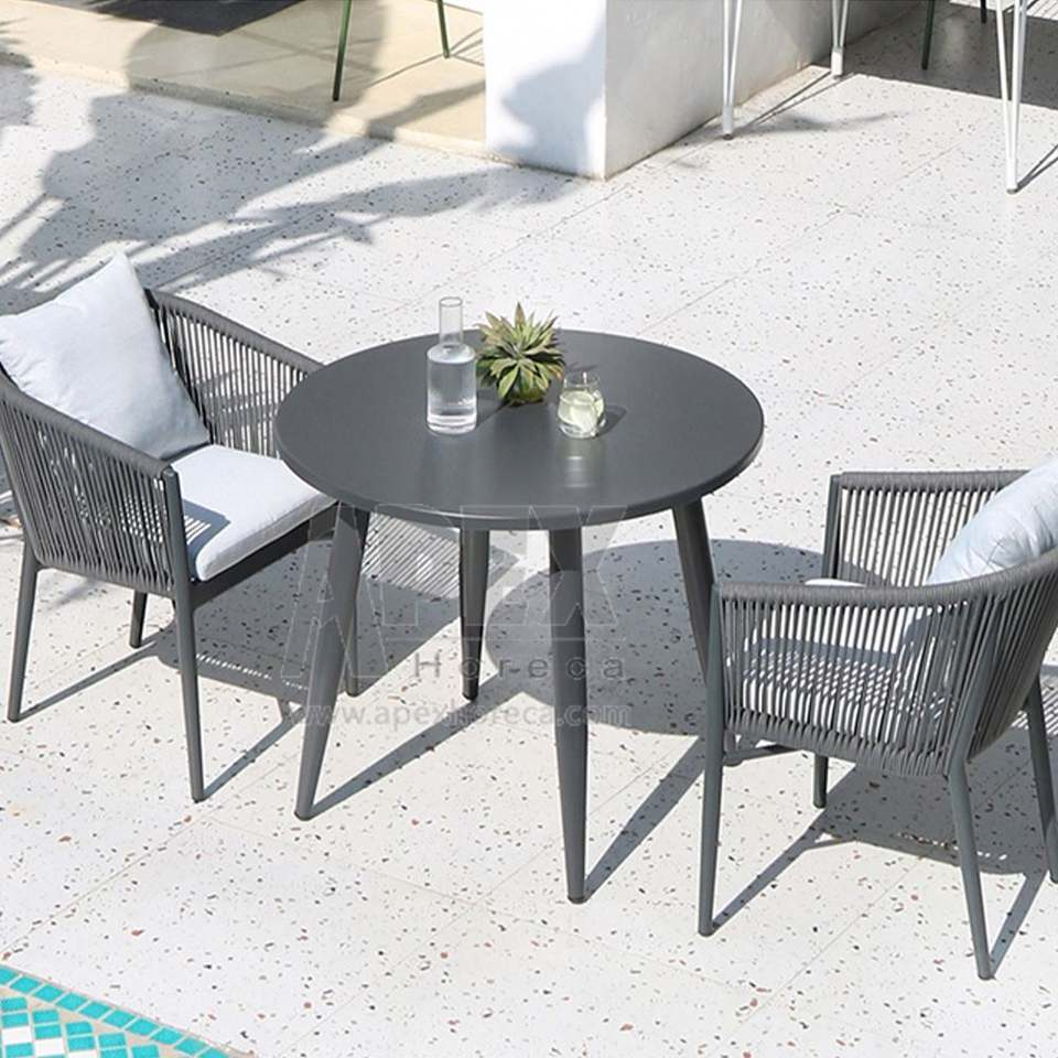 Custom Rope Weaving Metal Frame Modern Garden Furniture Dining Set Waterproof Luxury Outdoor Dining Table Chair Set