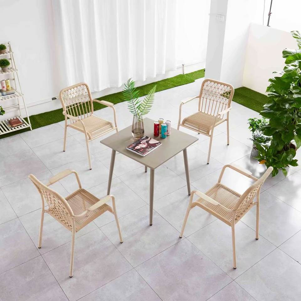 Hot-selling High-quality Outdoor Dining Table and Chair Set for Gardens Patios and Terraces - Woven Rattan Table and Chairs