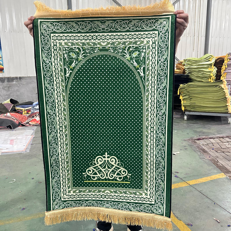 Hot Sale Portable Crystal Velvet Print Prayer Mat Double-Sided Tassel Prayer Mat