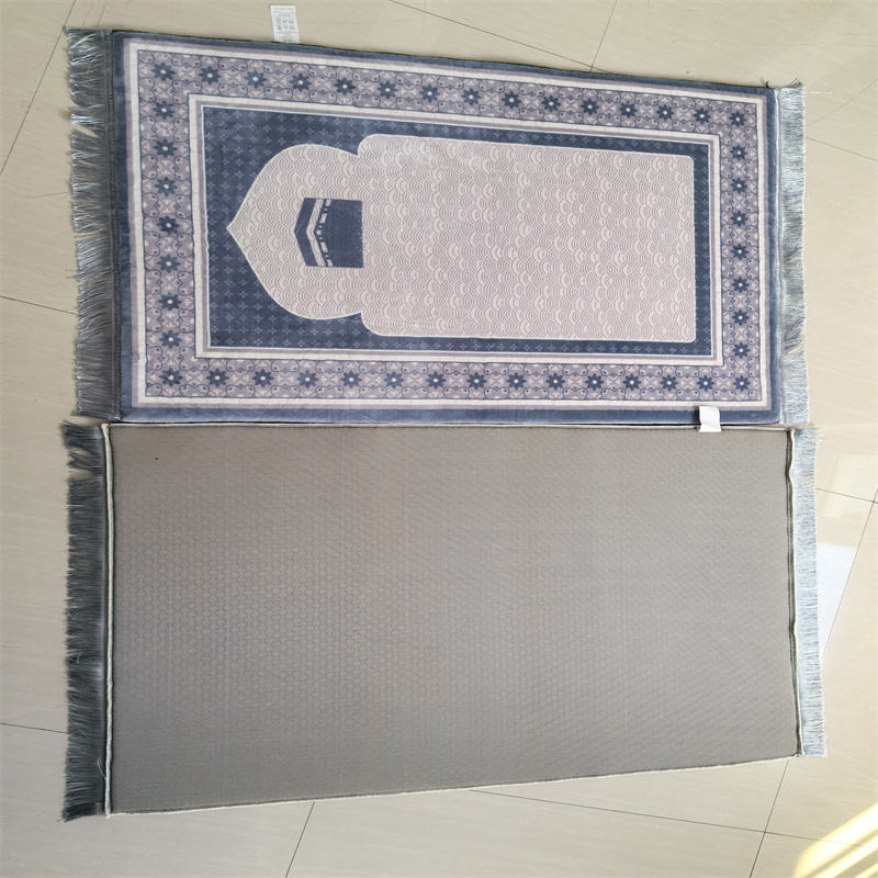 Luxury, Elegance, High-end Royal and Aristocratic Quality Imitated Silk Fabric Prayer Mat