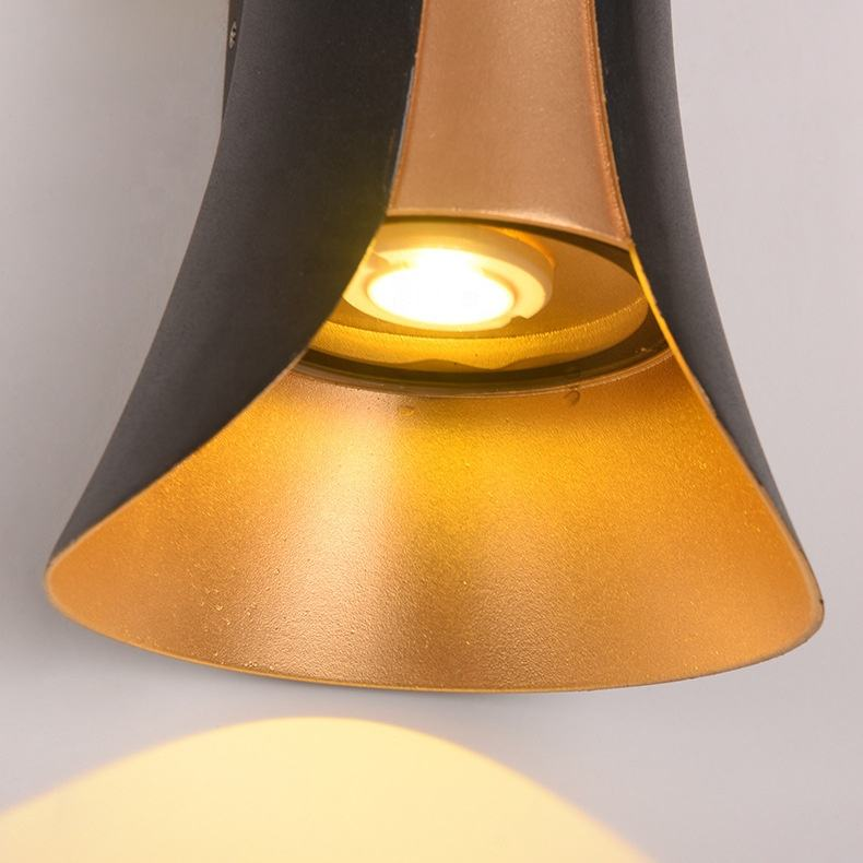 Outdoor Waterproof LED Wall Sconce Aluminum Body Decorative Bracket Wall Lamp for Hotels Villas Garden