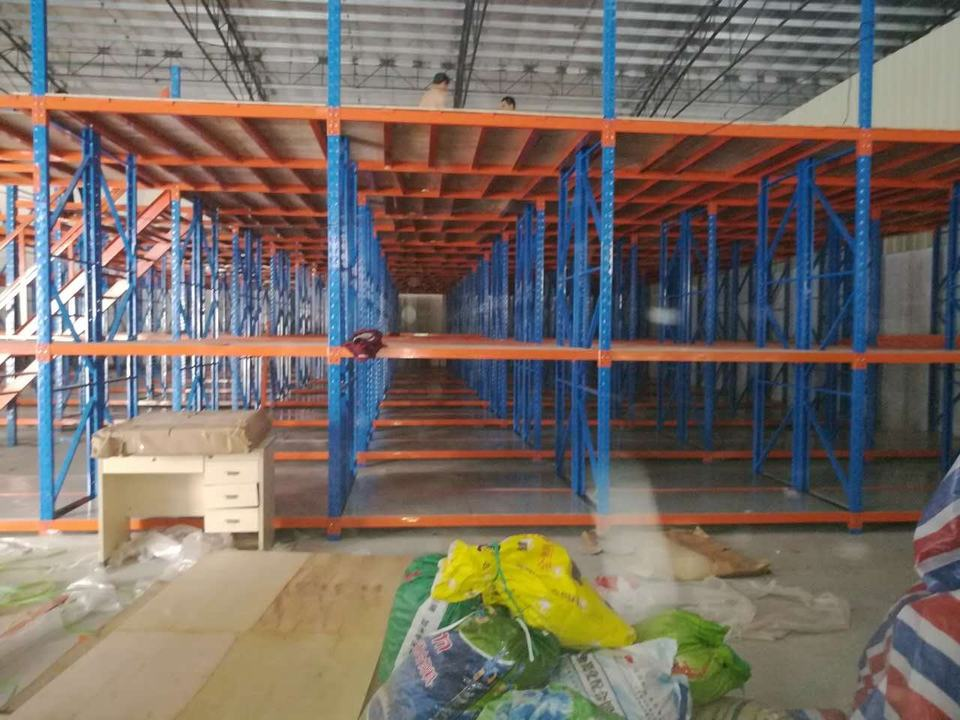 Metal Heavy Duty Attic Shelf With High Load Capacity Mezzanine Rack for Large Factory and Warehouse