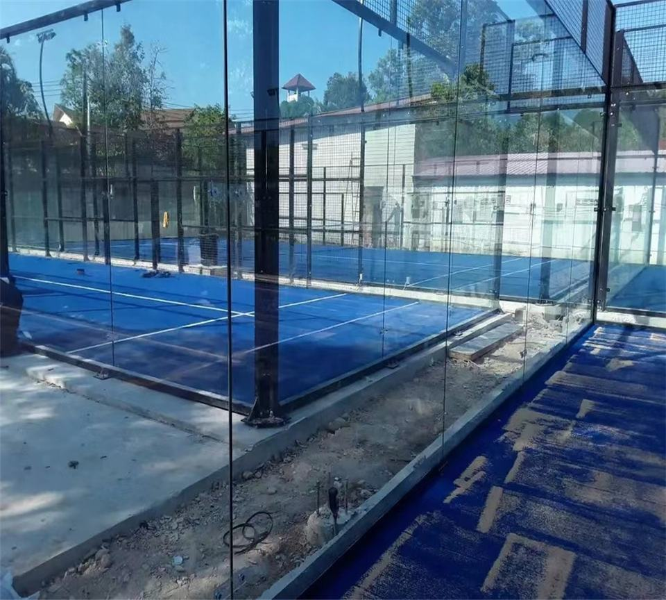 LUXGRASS 10*20M High Quality Padel Court Panoramic Glass Court Wholesaler