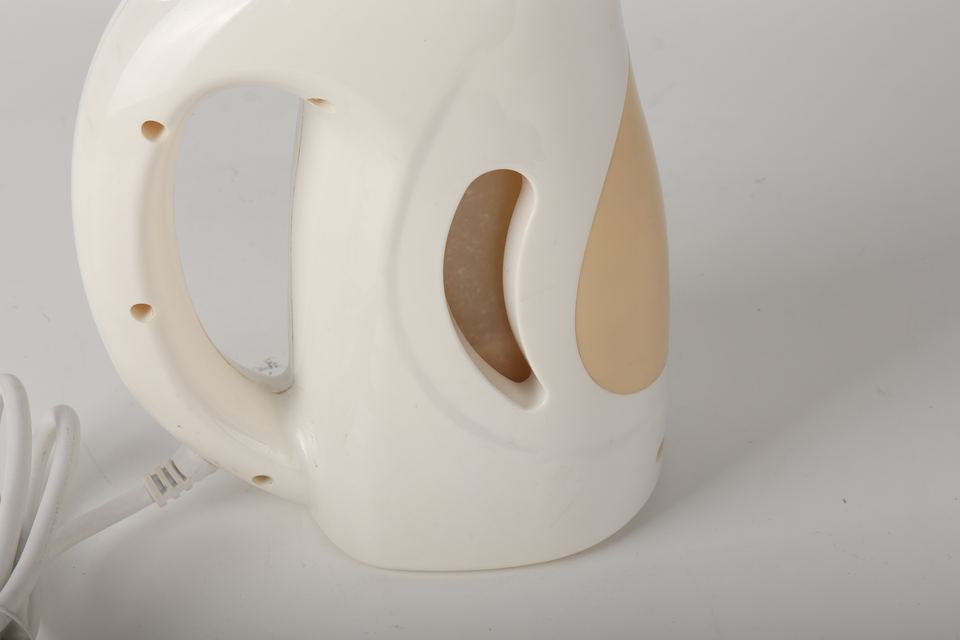 Wholesale Supplier Popular Household Portable Handheld Garment Steamer 800W 200ml Water Tank Anti-Dry Burning Electric 1 Year