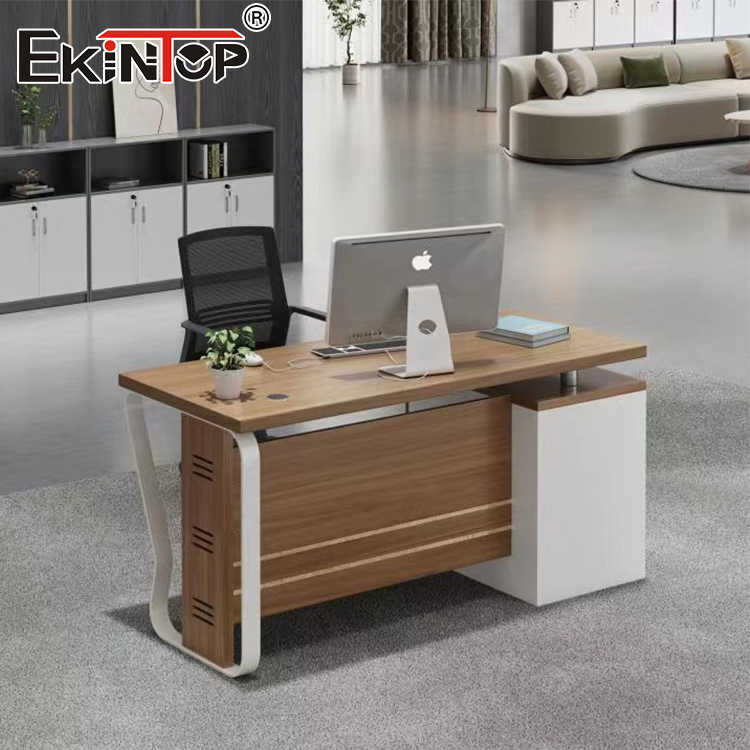 Modern Executive Office Furniture Extendable Wooden and Steel Desk with Panel Style for Office Buildings and Villas