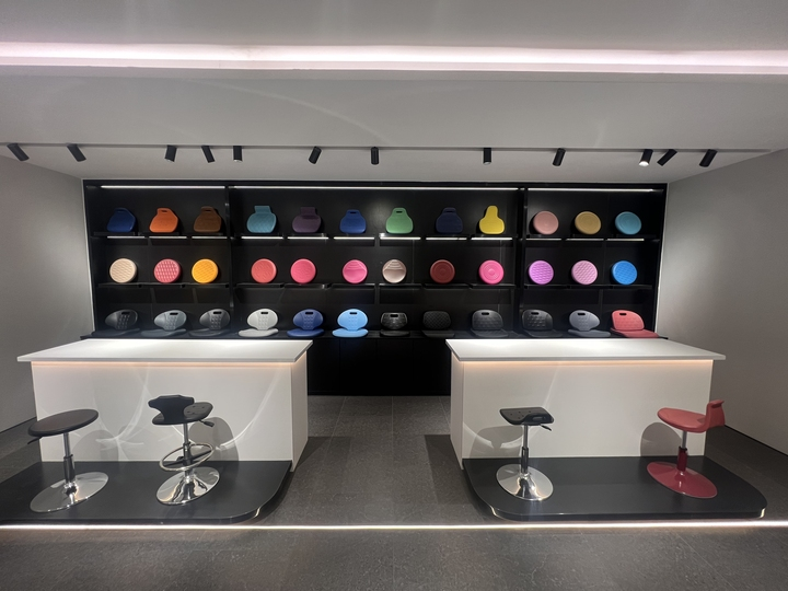 Industrial-Style Multi-Functional Swivel Office Chair PU Saddle Seat for Laboratory Training School Workshop Durable Metal