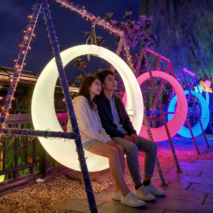 Modern LED Illuminated Plastic Swing Chair for Patio Garden Courtyard or Hotel Contemporary Style Hanging Swing Bench