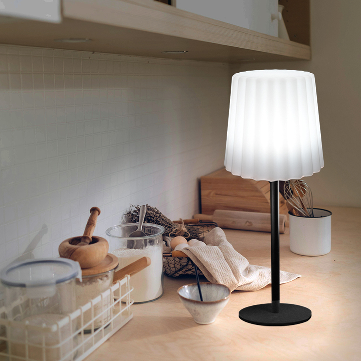 Hot Selling Modern Minimalist Style LED Desk Lamp, Office Light Rechargeable Portable Wireless Desk Lamp, Affordable Price