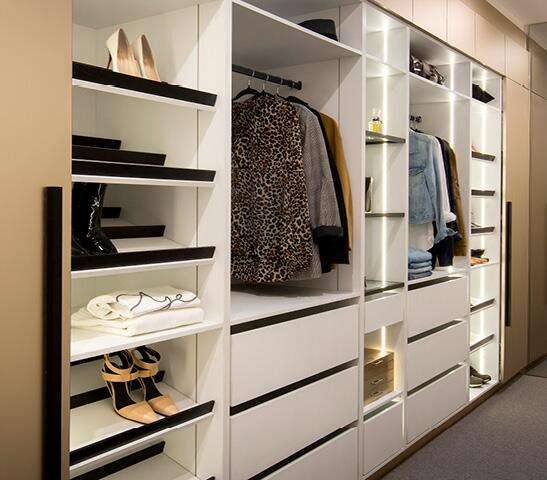 2022 New Design Custom Modern Adjustable MDF Wardrobe Closet Bedroom Furniture