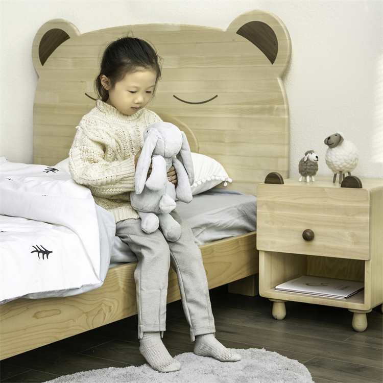 Solid Wood Sofa Frame Beds for Boys Girls Modern Design Oak Teak Customizable Kids Bed for Hotels Hospitals