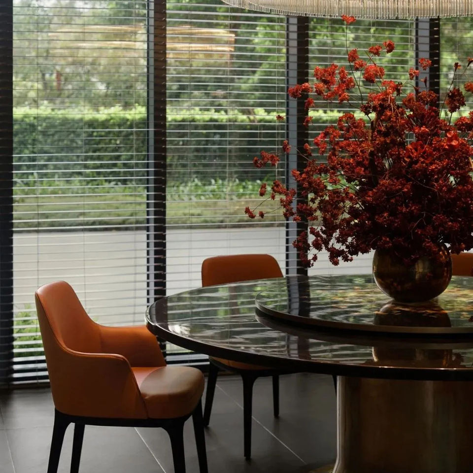 Modern Industrial Solid Bamboo Dining Table and Chair Set Foldable Extendable Cream Rock Plate Black Hotel Furniture