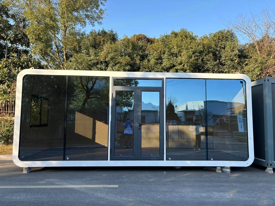 Customizable Prefabricated House Latest Design Apple Cabin for Scenic Spots Residential Accommodation Coffee Shop Clothing House