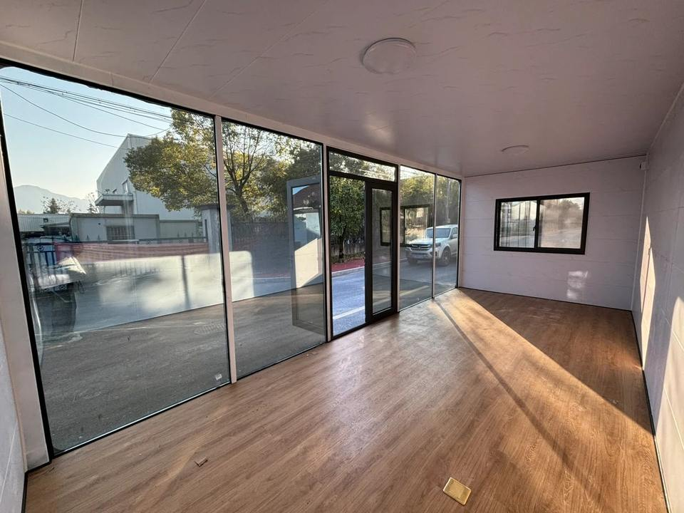 Customizable Prefabricated House Latest Design Apple Cabin for Scenic Spots Residential Accommodation Coffee Shop Clothing House