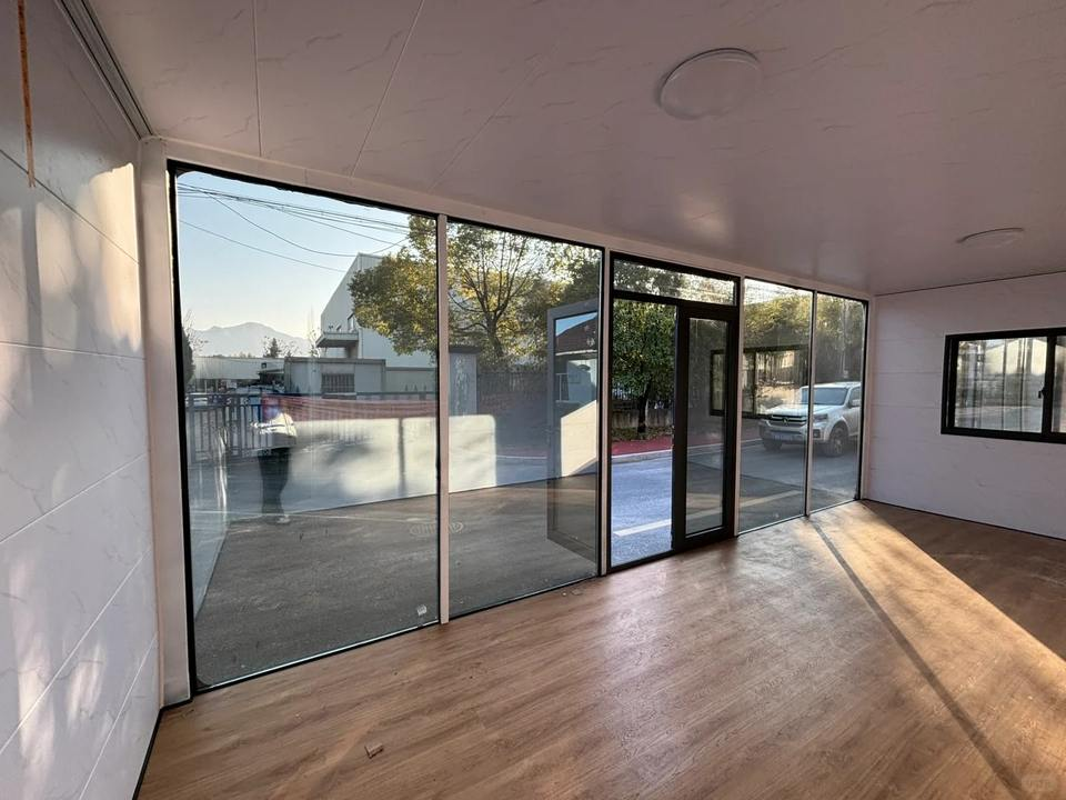 Customizable Prefabricated House Latest Design Apple Cabin for Scenic Spots Residential Accommodation Coffee Shop Clothing House