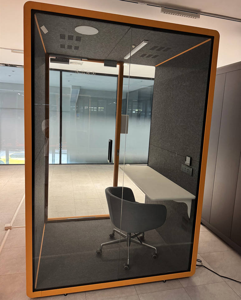 Foshan Factory Phone Booth Silent Box Customized Acoustic Insulated House Public Phone Pod Meeting Booth